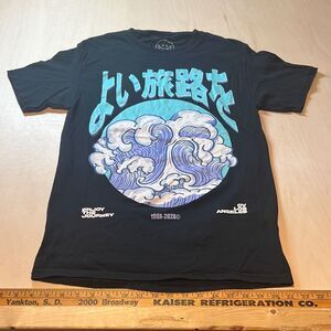 CVLA Wavy Day‎ Mens T shirt Size S